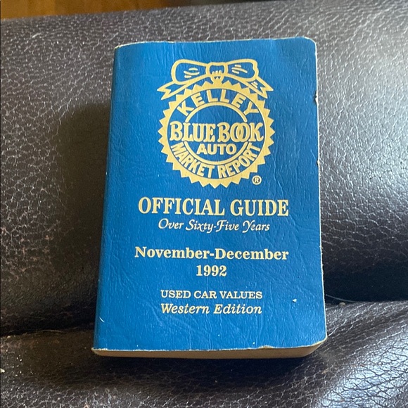 Other - Kelley Blue Book Official Guide 1992